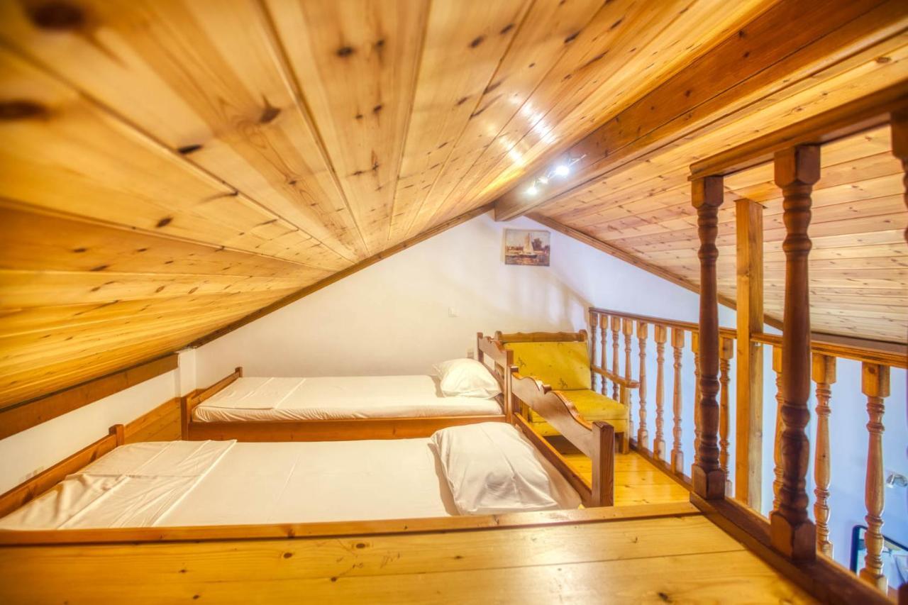 Apartament Christinas Lofts Ágios Matthaíos Zewnętrze zdjęcie